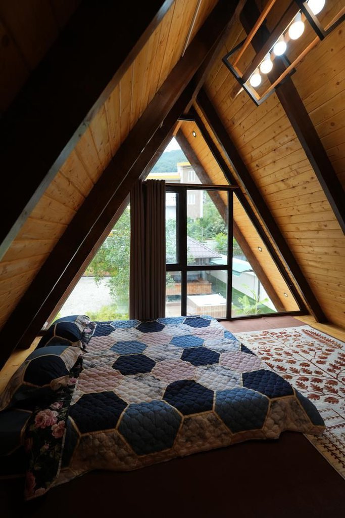 دوخوابه سوئیسی هیمه