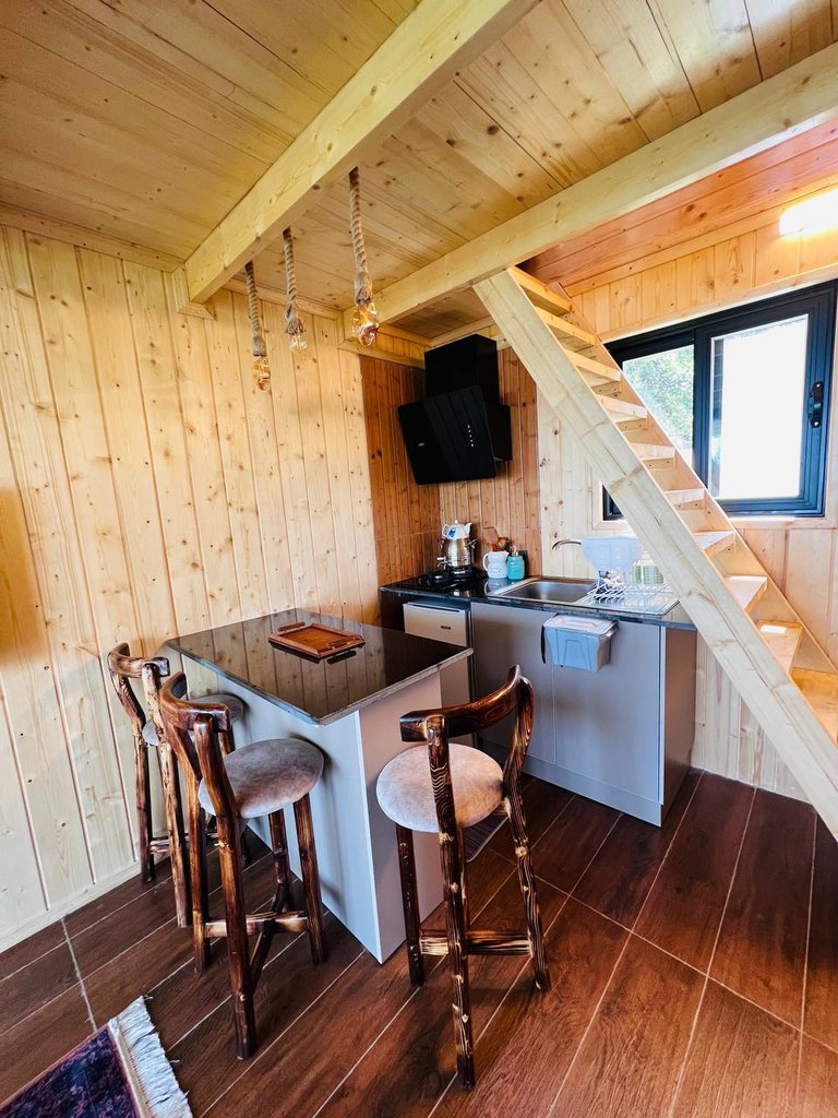 یک خوابه جکوزی دار باغِ بهشت دینارسرا