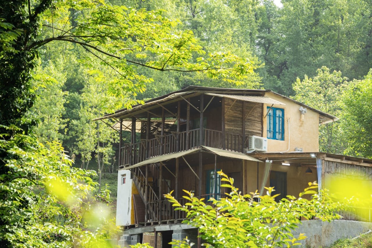 کلبه دوخوابه لفور