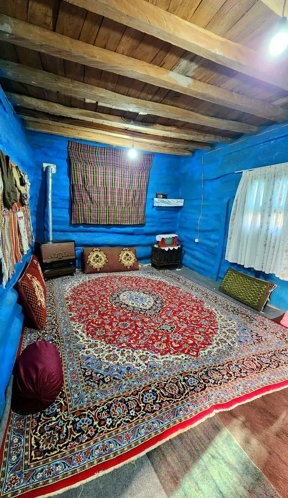 کلبه دوخوابه چوبی حامد