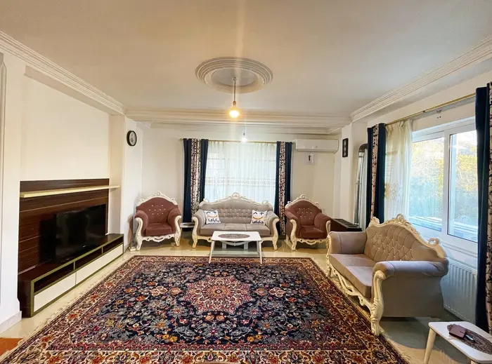 ویلا یک خوابه سفید