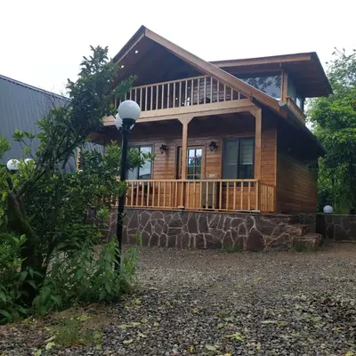 کلبه یک خوابه جنگلی کوهسان