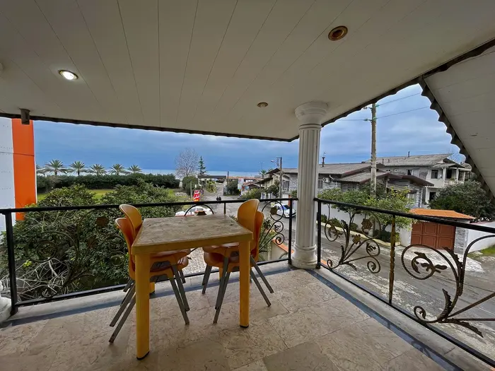 ویلا دوخوابه کهربا 2