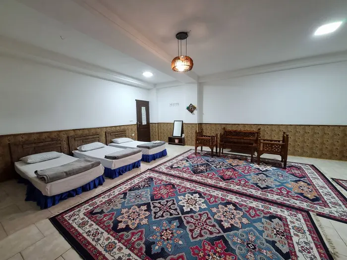 مجتمع اقامتگاهی خانه مسافر شهاب - واحد سه تخته 1