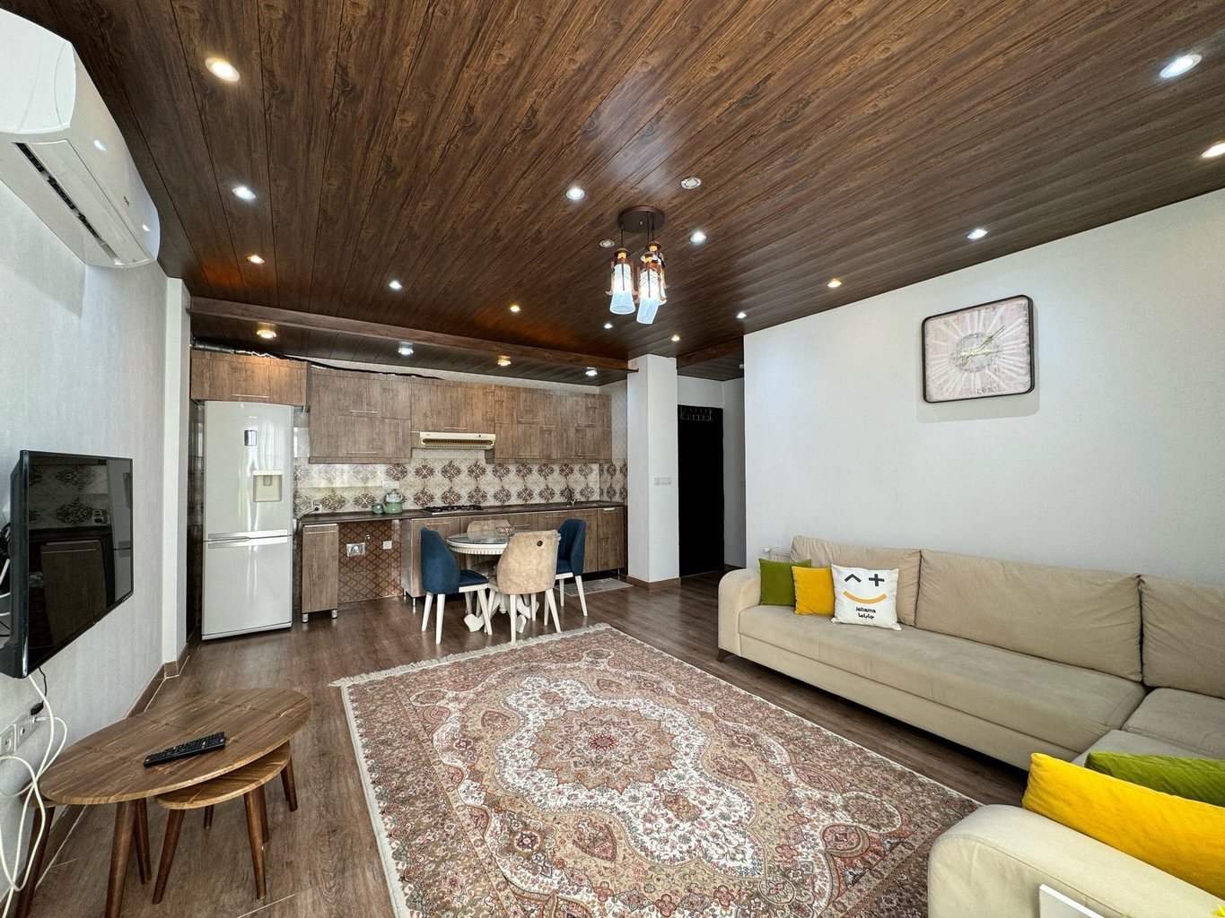 یک خوابه ساحلی افرا