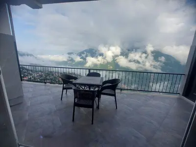 سوئیت یک خوابه بام دوهزار برسه