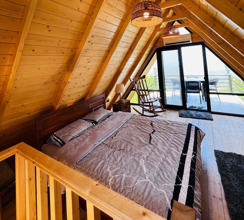 یک خوابه جکوزی دار باغِ بهشت دینارسرا