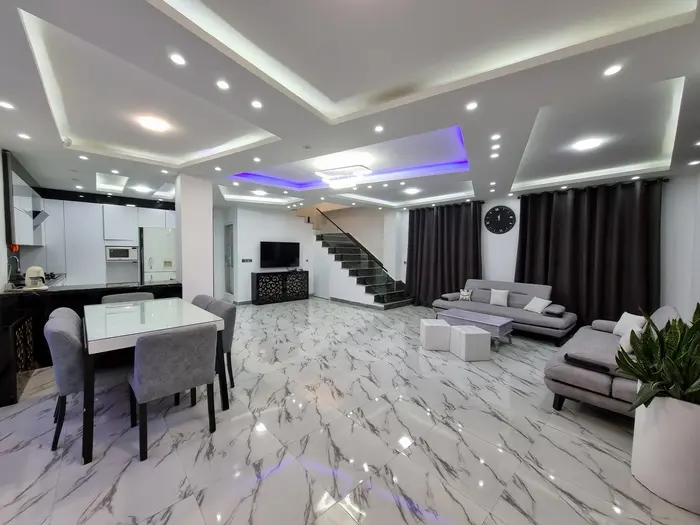 ویلا سه خوابه استخردار آبگرم سیترین