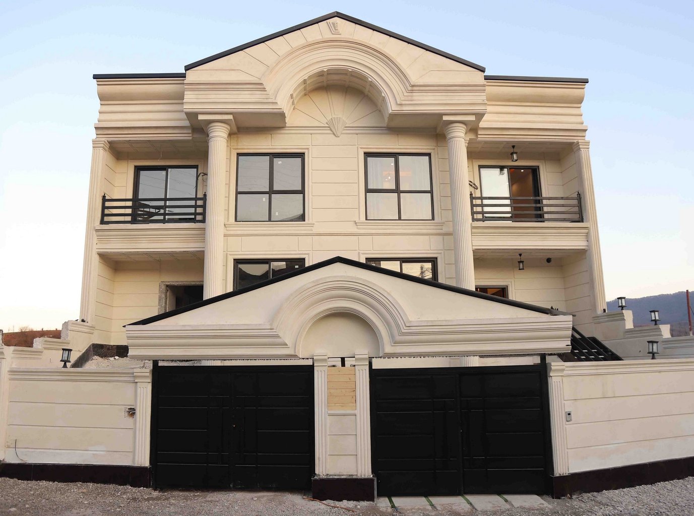 ویلا سه خوابه استخردار آبگرم الماس سرخ