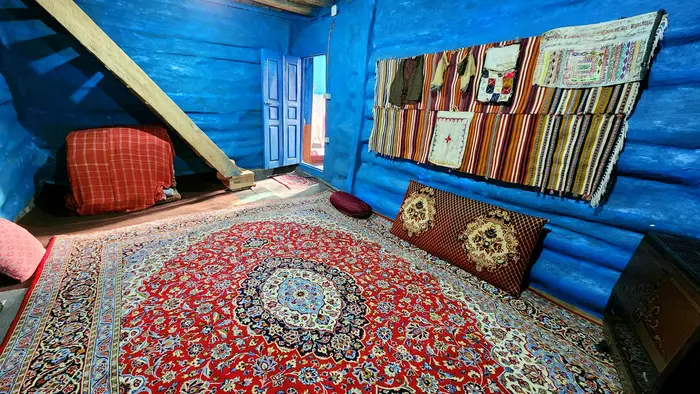 کلبه دوخوابه چوبی حامد