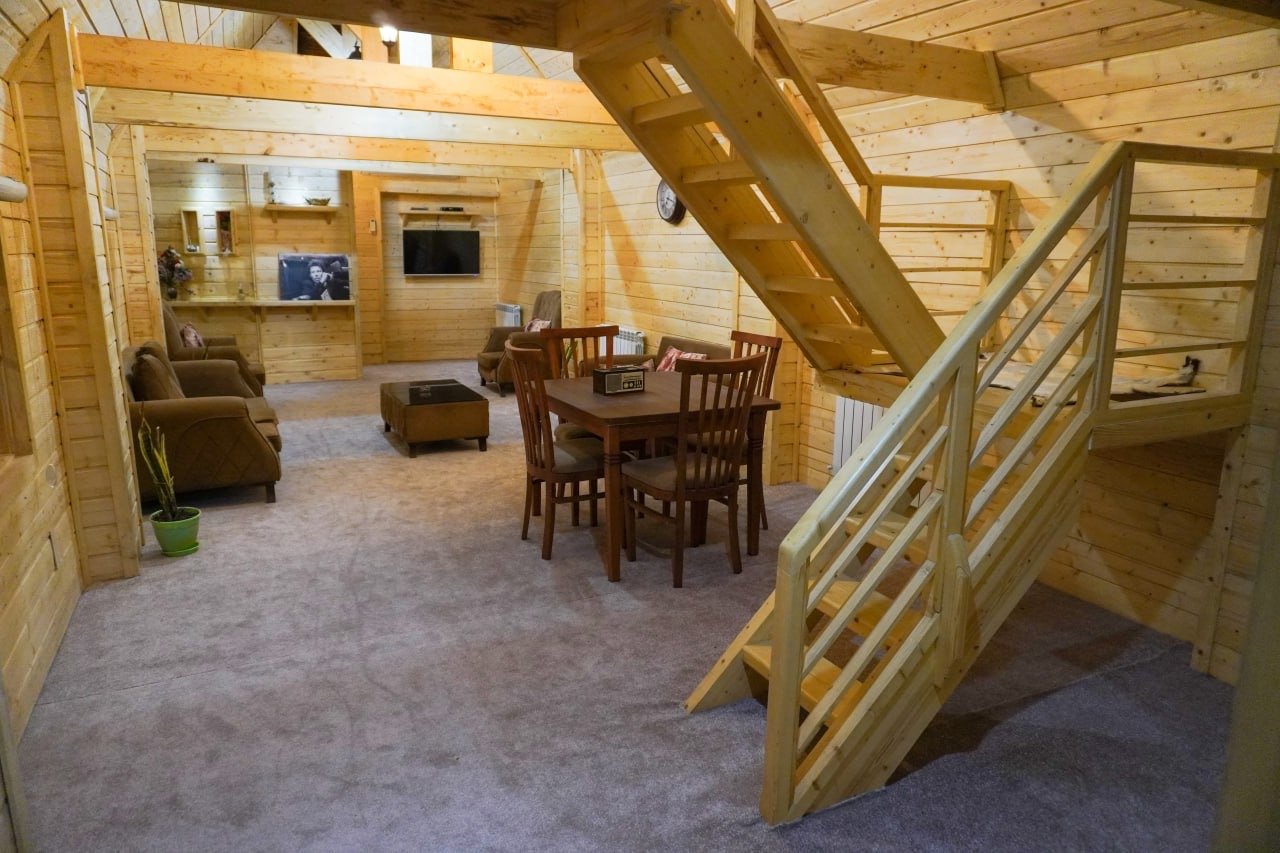 نیما و نیکان - واحد ارغوان