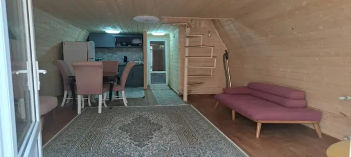 کلبه دوخوابه سوئیسی استخردار آبگرم ماهان 2