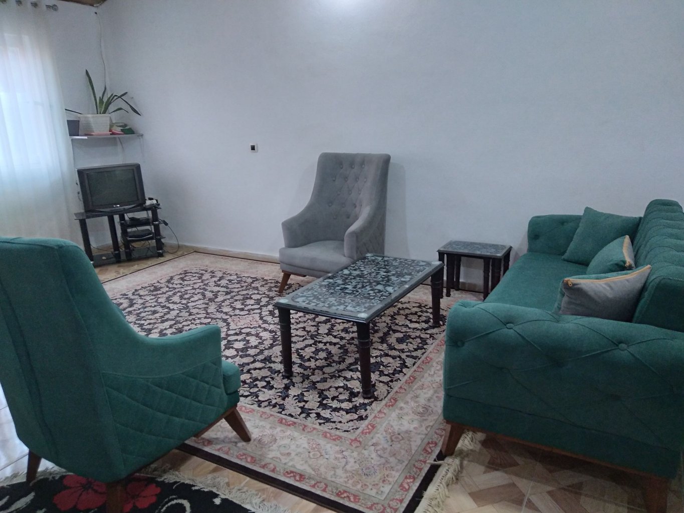 سوئیت یک خوابه اسرا