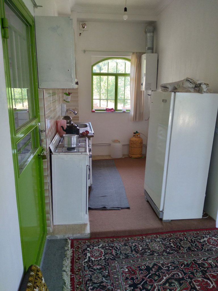 یک خوابه جنگلی قلعه بابک