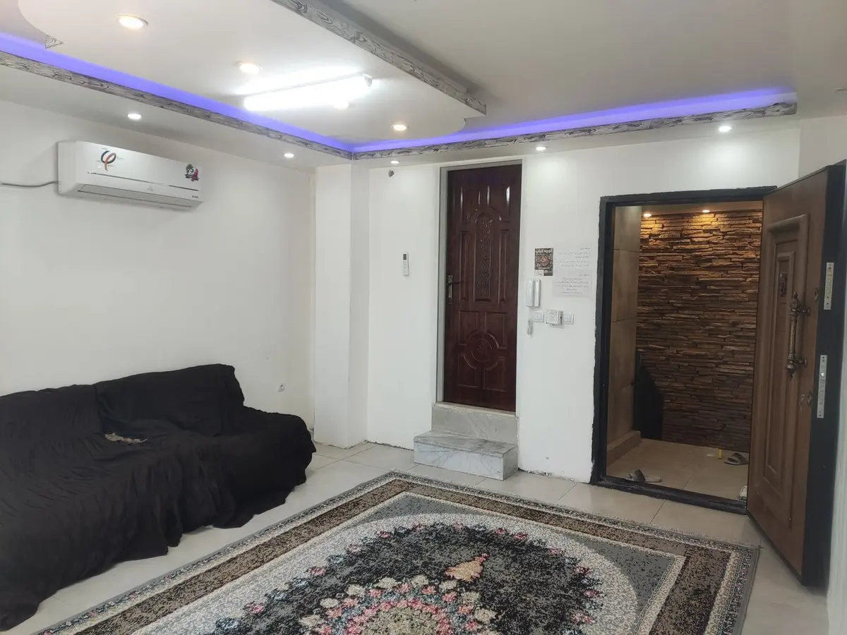 آپارتمان یک خوابه شاه چراغ ۶