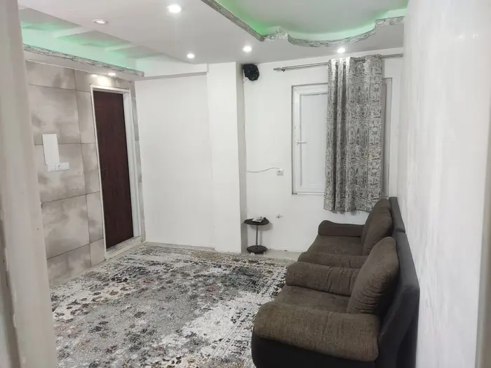 آپارتمان یک خوابه شاه چراغ ۵