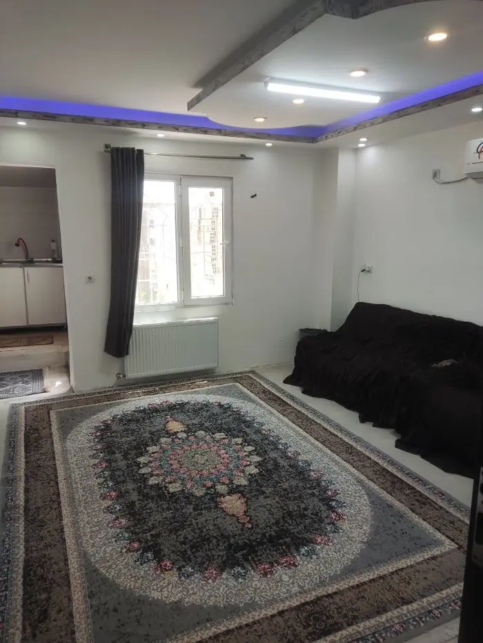 آپارتمان یک خوابه شاه چراغ ۶