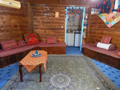 کلبه یک خوابه چوبی قاسم