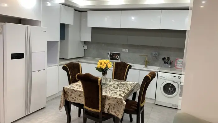 آپارتمان سه خوابه شهرک گلستان 1