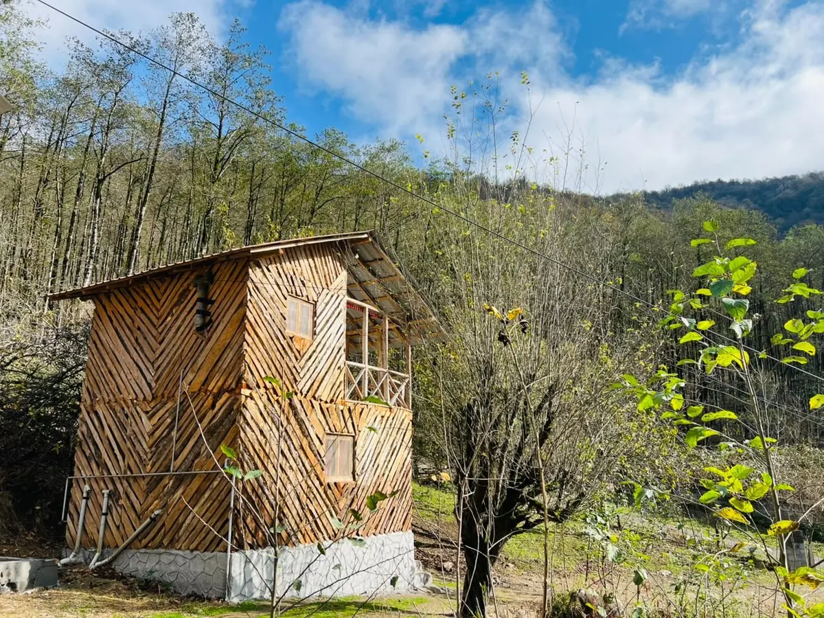 کلبه یک خوابه جنگلی توسکا ۱