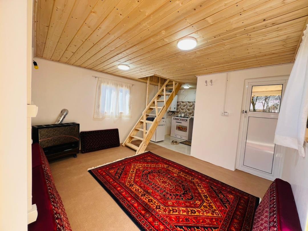 کلبه یک خوابه جنگلی توسکا ۳