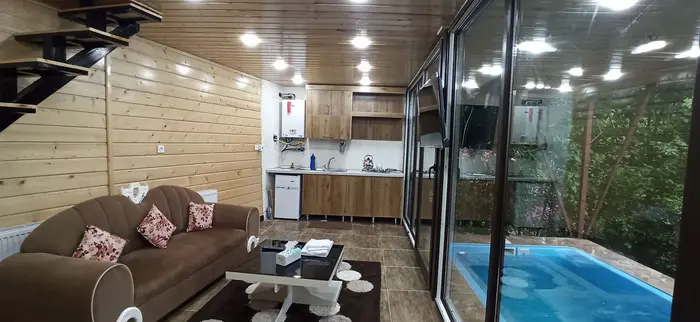 کلبه دو خوابه سوئیسی برادران تقی پور سرولات