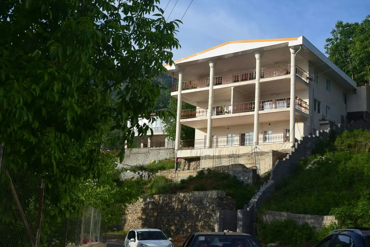 سه خوابه کوهستانی سرای دلگشا