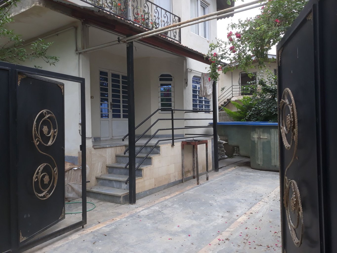 یک خوابه علم کوه