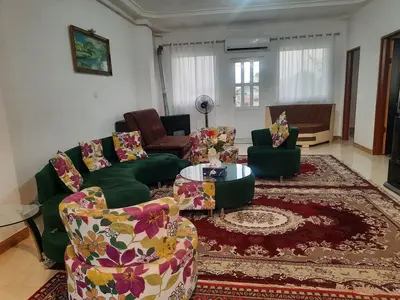 آپارتمان دوخوابه دوستان