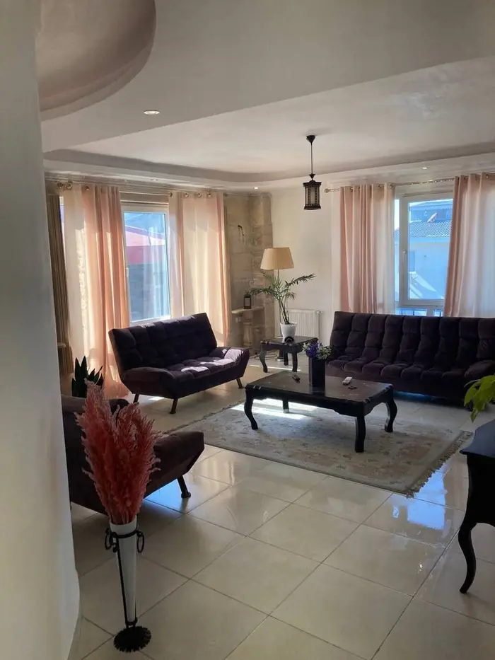 آپارتمان دوخوابه سبزه میدان 2