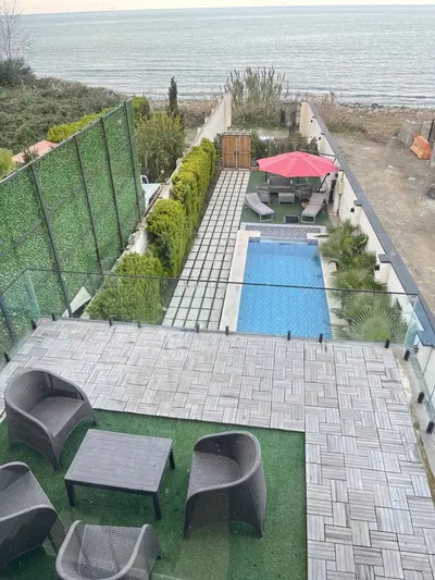 ویلا سه خوابه ساحلی 10