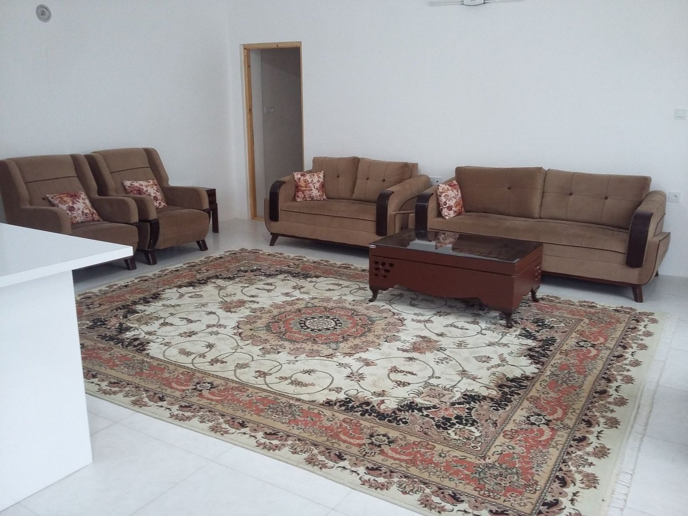 ویلا دوخوابه استخردار آبگرم باران ۱
