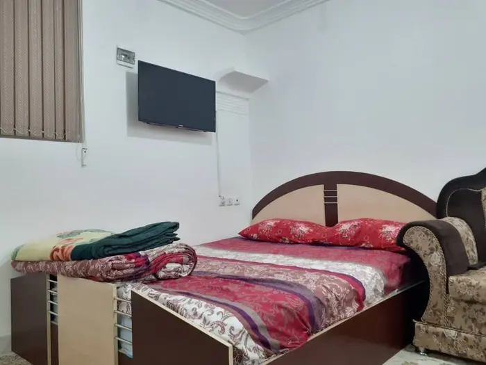 سوئیت فلت هشتپر