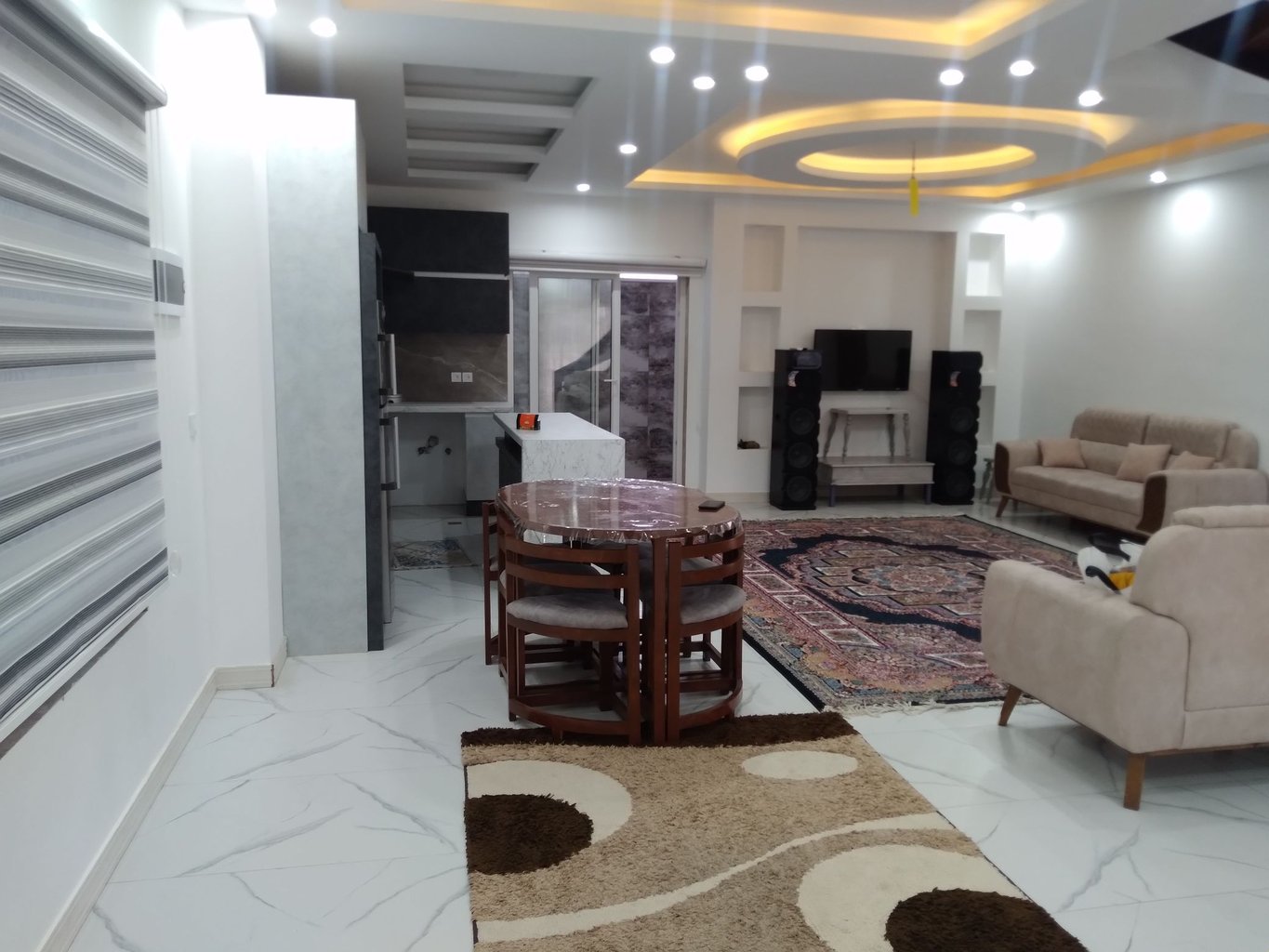 سه خوابه استخردار آبگرم رمضانی 1 - هال