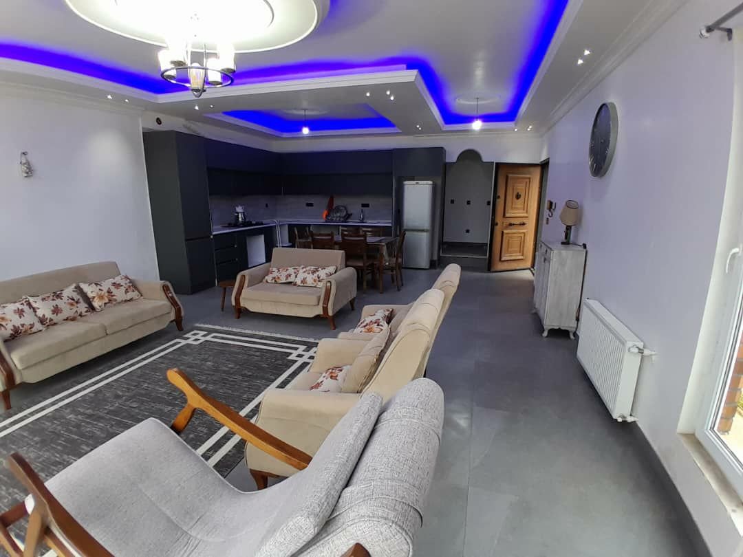 ویلا دوخوابه جنگلی استخردار آبگرم گل گندم