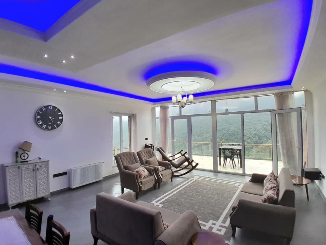 ویلا دوخوابه جنگلی استخردار آبگرم گل گندم