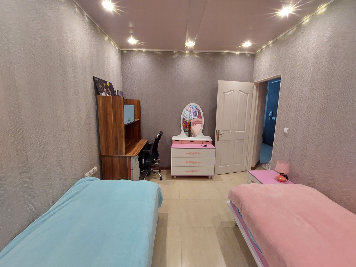 ویلا دوخوابه ساحلی گلبرگ