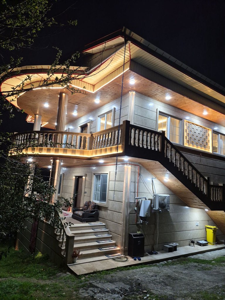 ویلا چهارخوابه جنگلی مهشاد