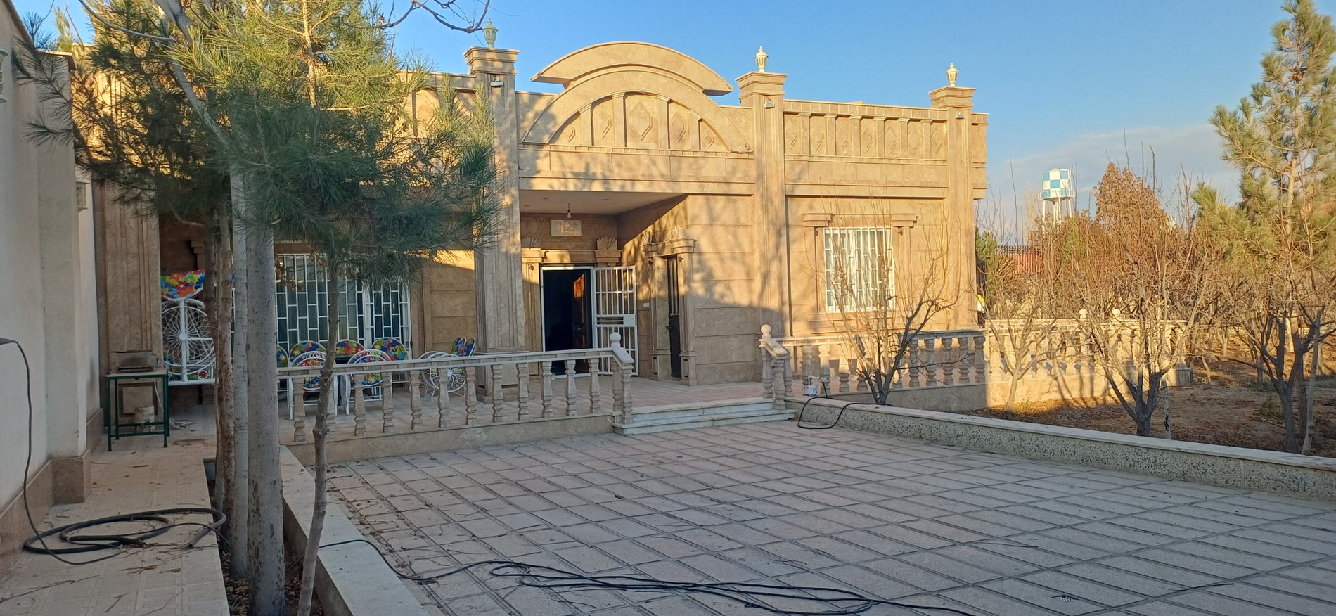 دوخوابه باغ رضا