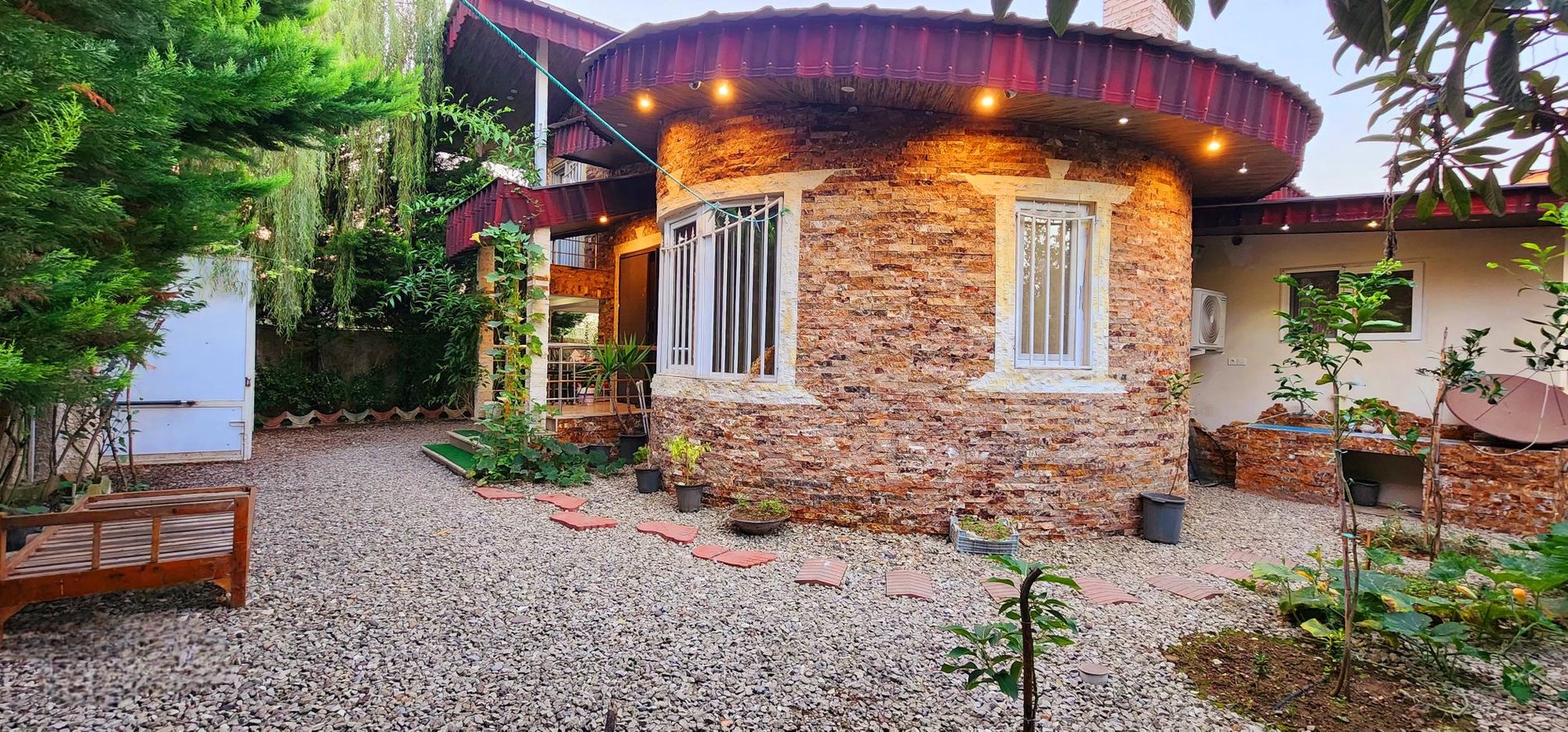 ویلا دوخوابه بید مجنون ۲