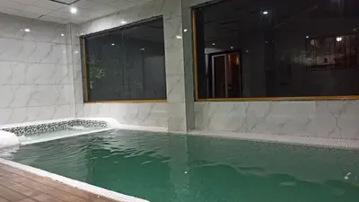 ویلا دوخوابه استخردار آبگرم آرم 2