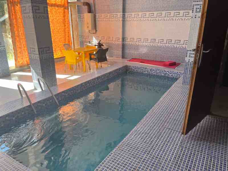 ویلا دوخوابه استخردار آبگرم دوبلکس پالوت