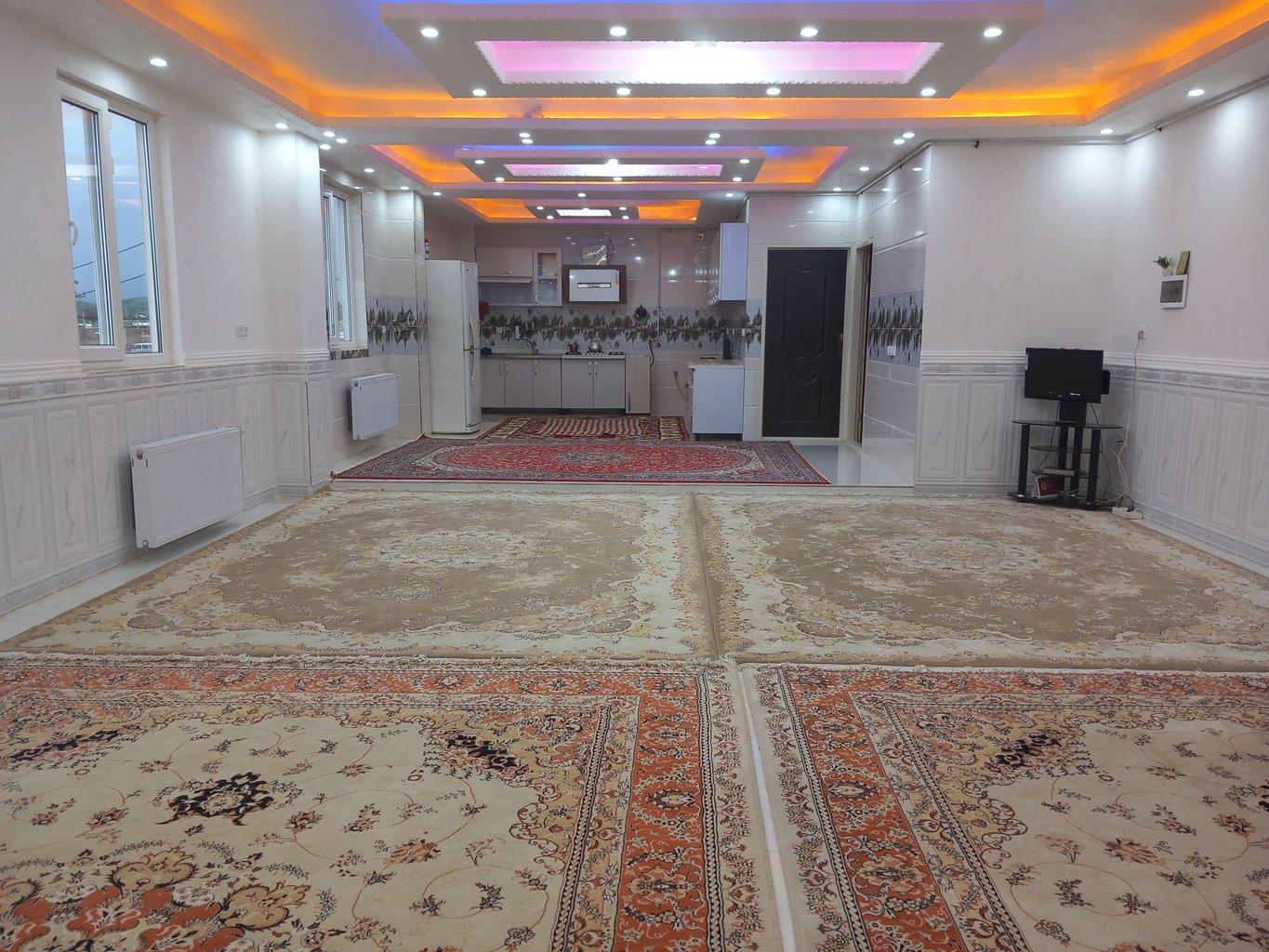 سوئیت دوخوابه ده باقر