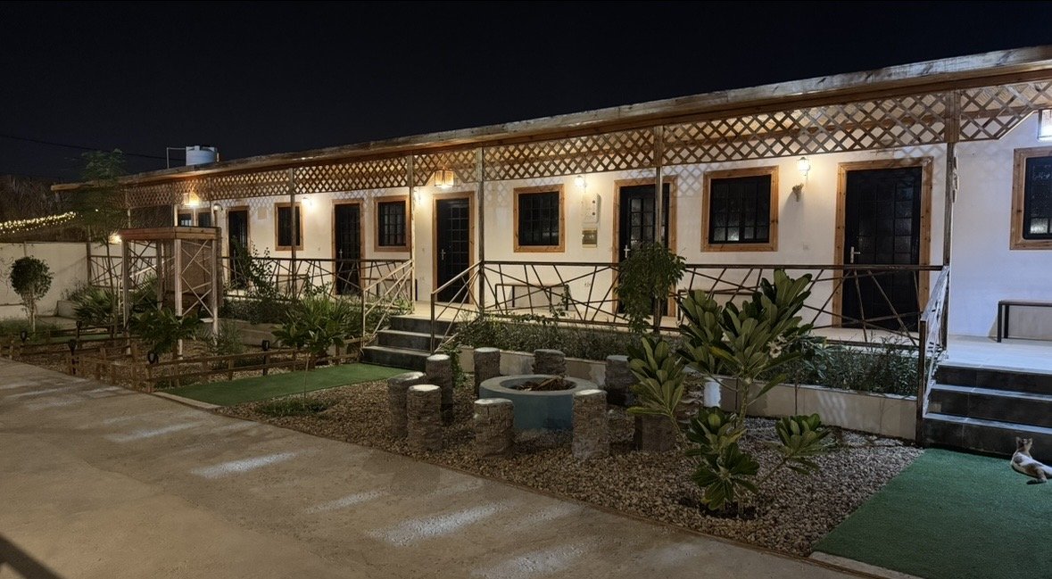 بوم گردی رامش قشم - واحد یک تخته