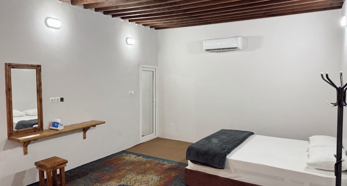 فلت رامش اتاق دوتخته شقایق