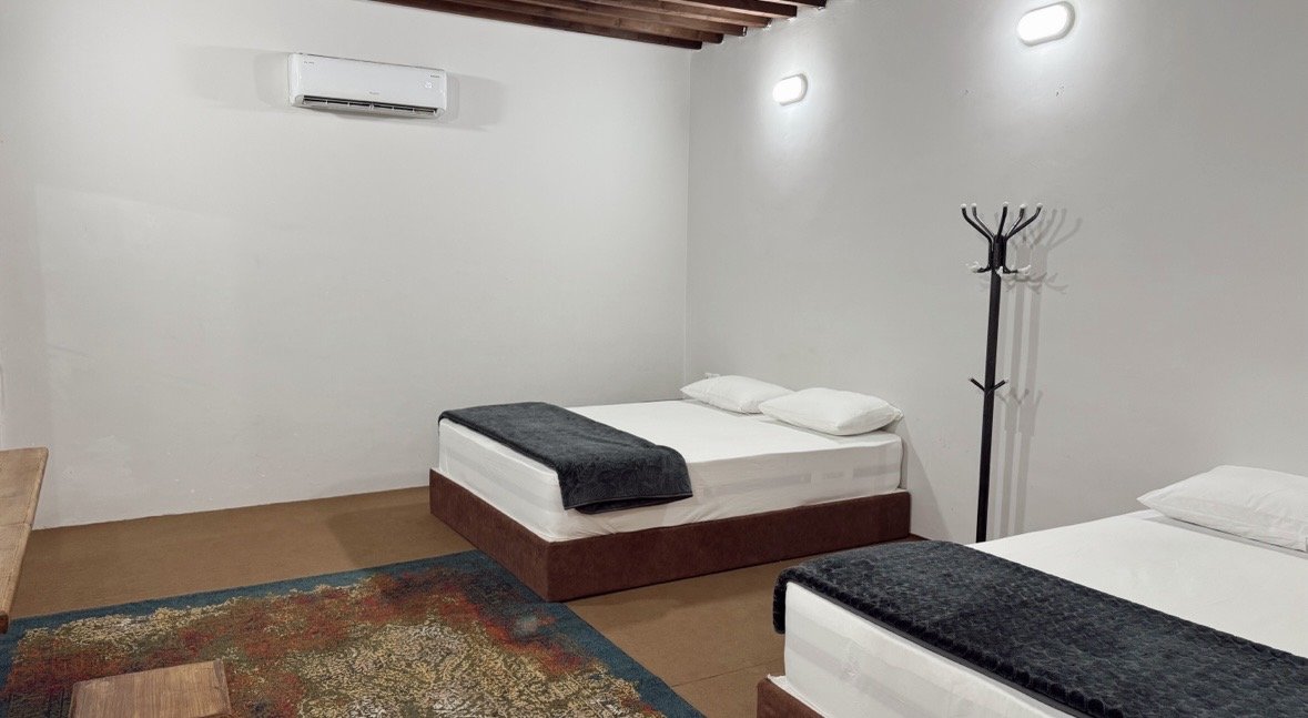 فلت رامش اتاق دوتخته شقایق