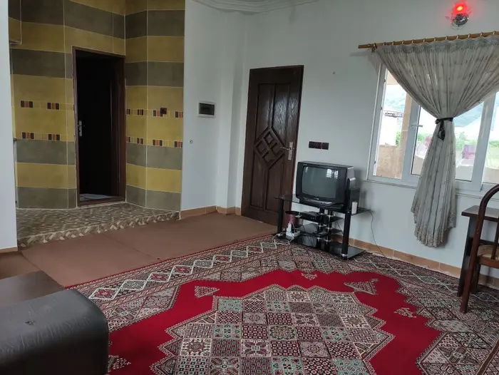 سوئیت فلت خورشیدکلا - همان اتاق از زاویه ای دیگر