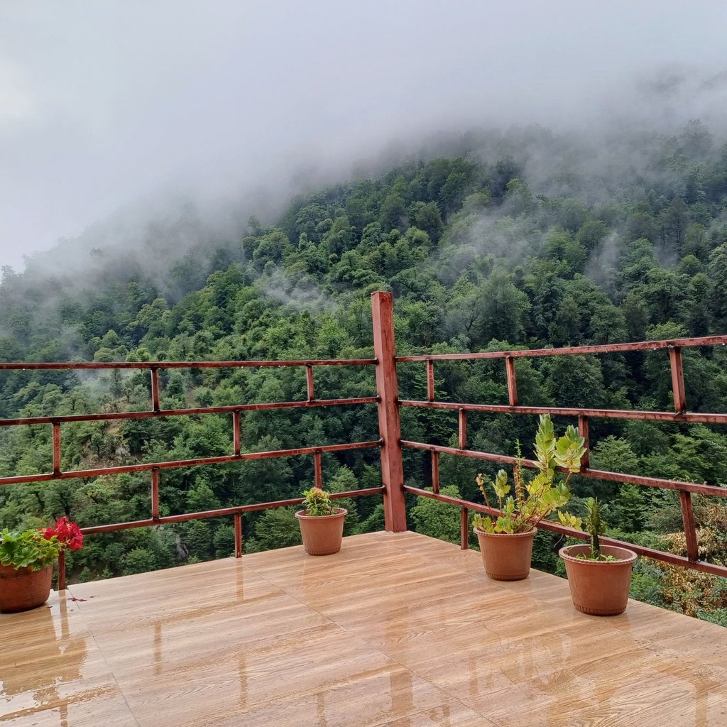 دوخوابه کوهستانی آبشار