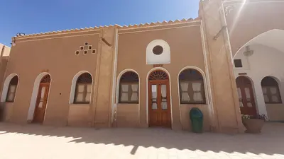 بومگردی عمارت میرزاتقی - واحد تالار و قالی بافی