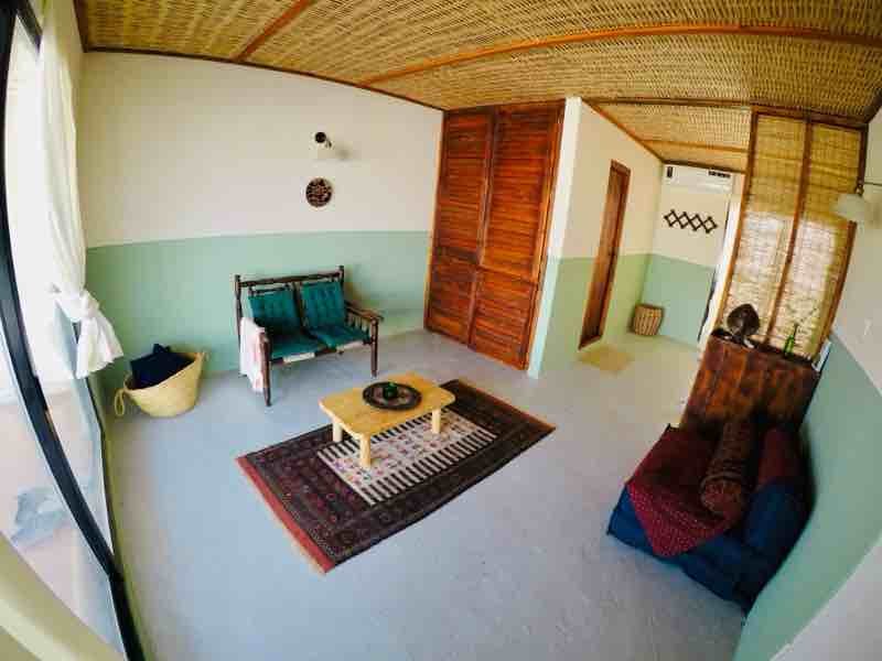 فلت ساحلی آفتاب ٢